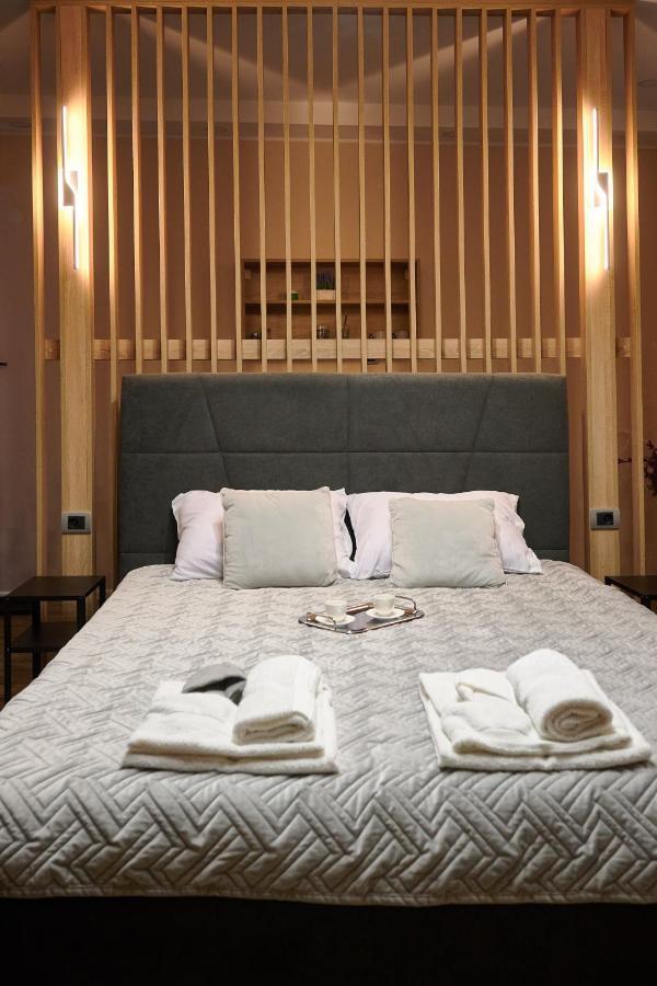 Vanimi Lux Apartmani Kikinda Buitenkant foto