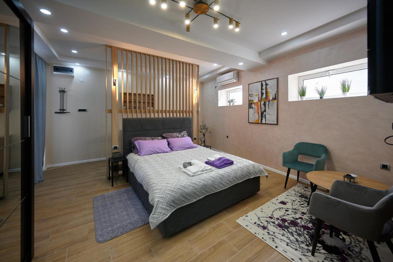 Vanimi Lux Apartmani Kikinda Buitenkant foto