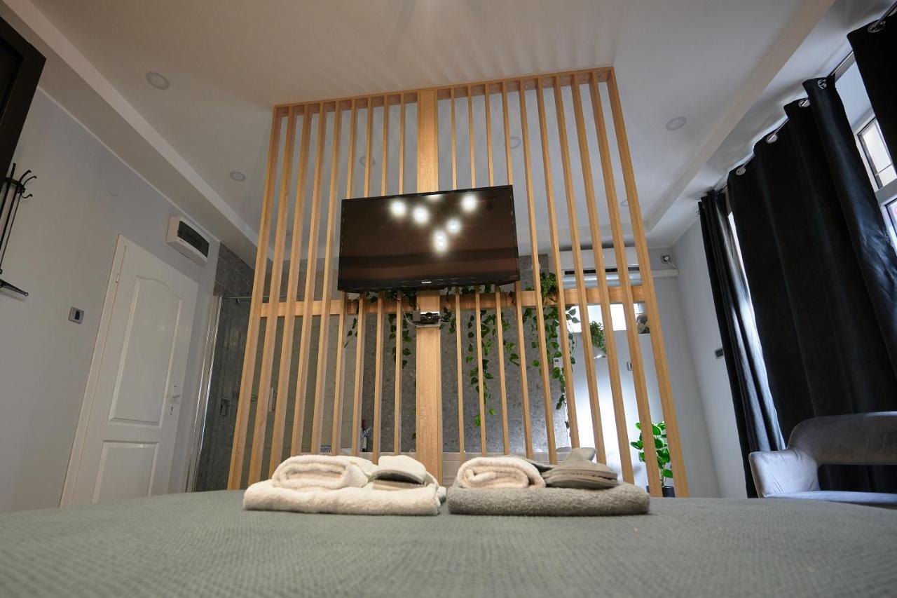 Vanimi Lux Apartmani Kikinda Buitenkant foto