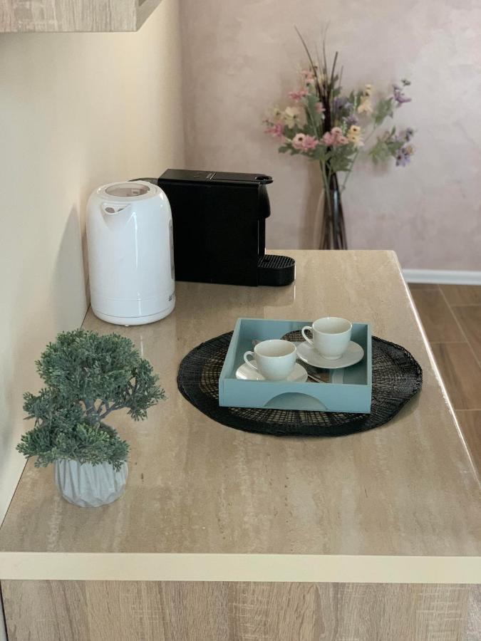 Vanimi Lux Apartmani Kikinda Buitenkant foto